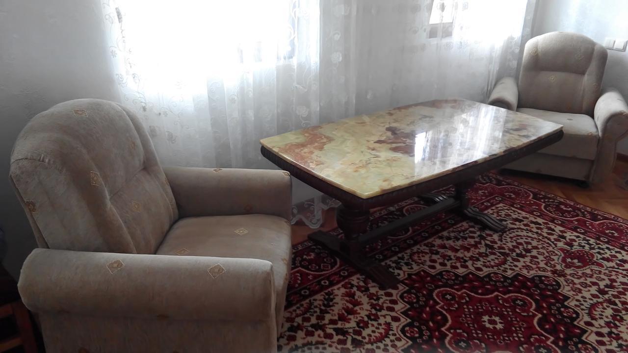 Guest House Vitali Gonio Exterior photo